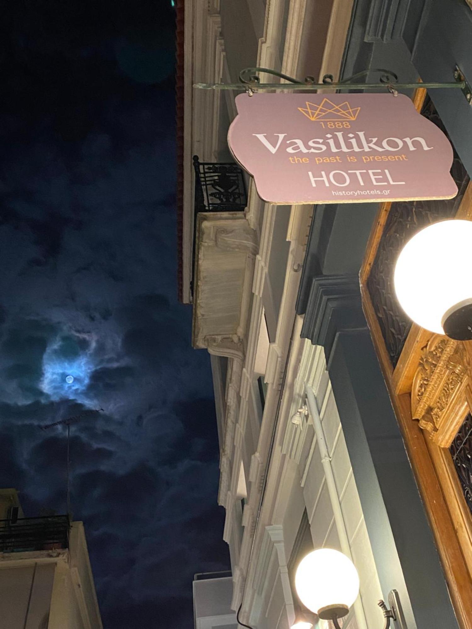 Vasilikon Hotel 1888 The Past Is Present Historical Preservation Monument Kalamata Exterior foto